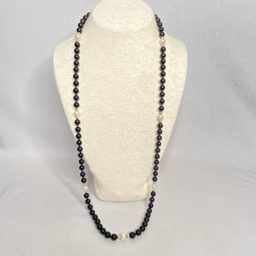 💎Glass Bead Necklace Black White Gold Tone Balls